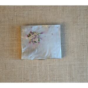 Vintage Faux Mother of Pearl Powder Compact.